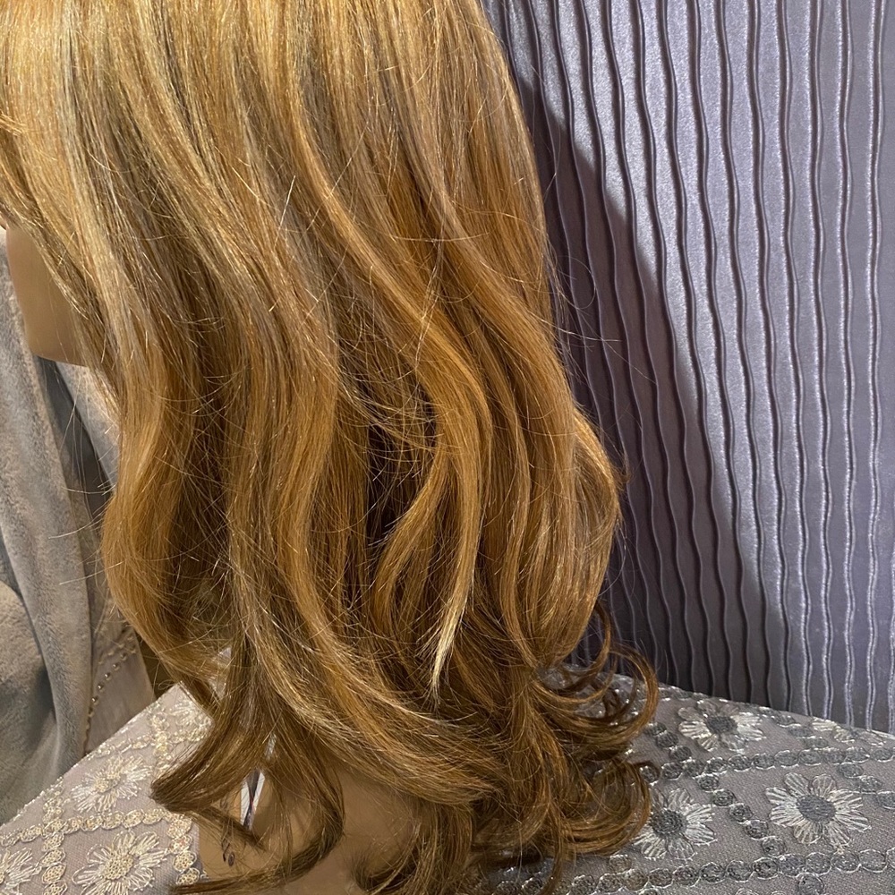 Blonde golden wavy curled hair wig - Picture 9 of 11